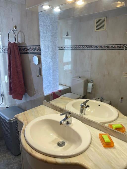 La Lila 5 Apartment โอเบียโด ภายนอก รูปภาพ
